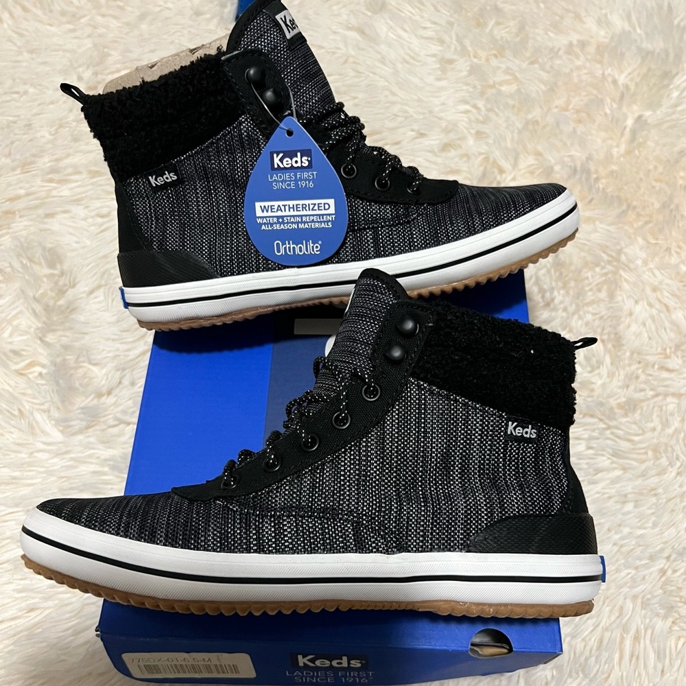 Brand new women’s Keds size 6,5.